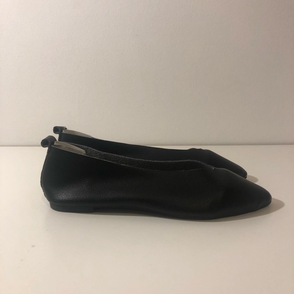 Qupid Yulia Quinnly Pointed Toe Ballerina Flats - Picture 10 of 12